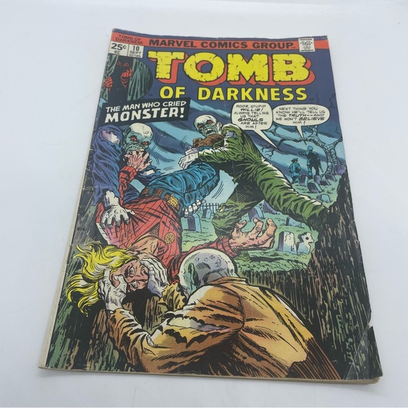 Marvel and DC Comic Book Collection - Picture 2 of 12